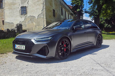 Najem super športnika Audi RS6 Performance